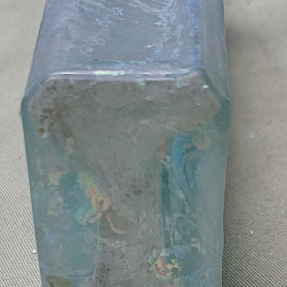 Vintage McCormick & Co rainbow iridescent glass medicine bottle - Picture 6 of 9